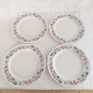 Wedgwood Derwent Dinner Plates, 10 inch Floral, Set of 4